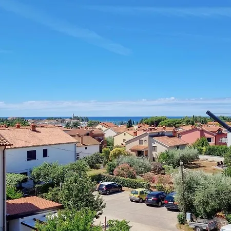 Apartment Marinela *