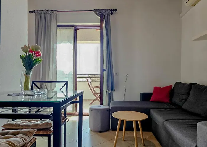 Apartment Marinela *